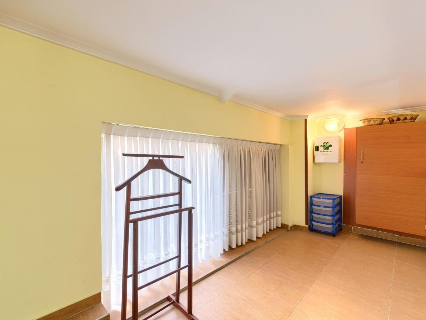 Special apartment, BEC, H. Cruces, Garage, 15' Bilbao in Barakaldo