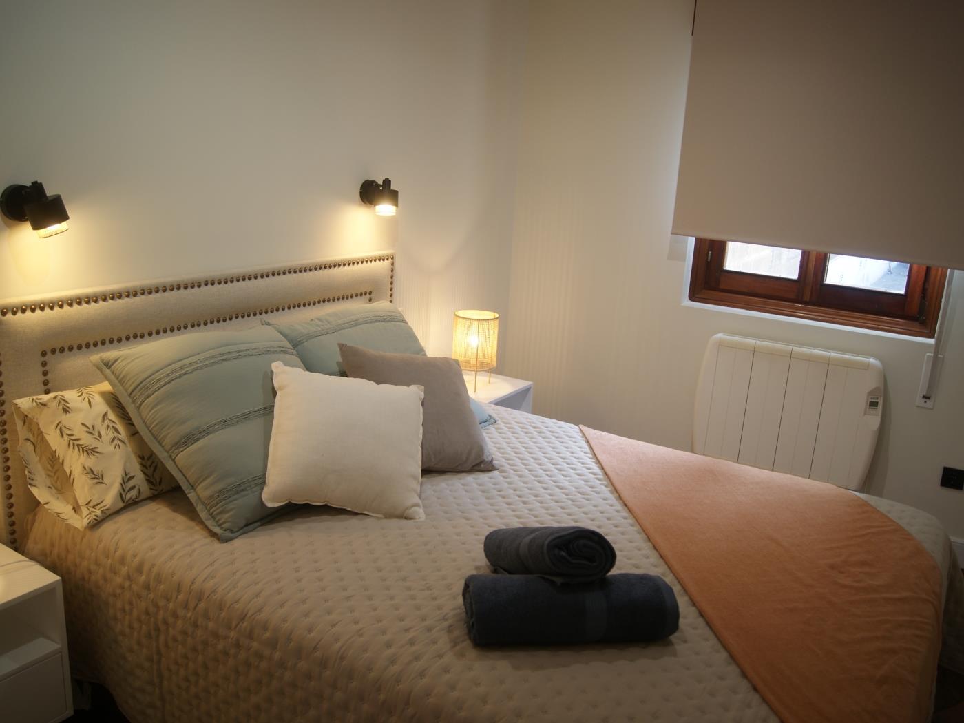 New, bright, renovated, close to the Old Town in Bilbao