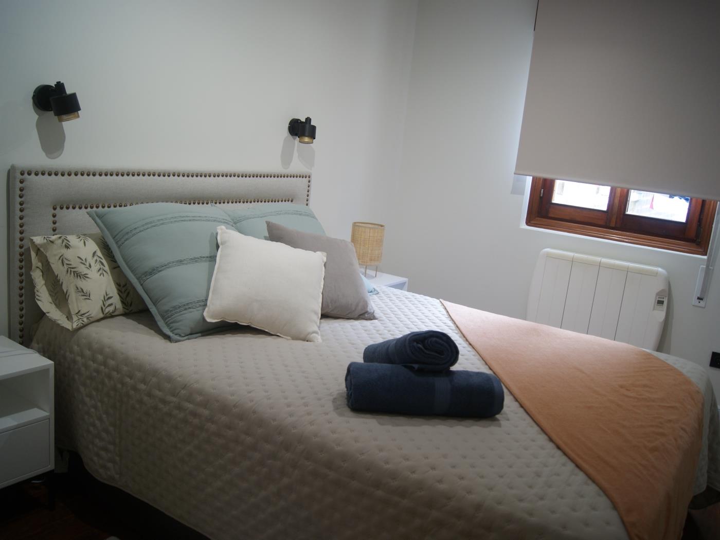 New, bright, renovated, close to the Old Town in Bilbao