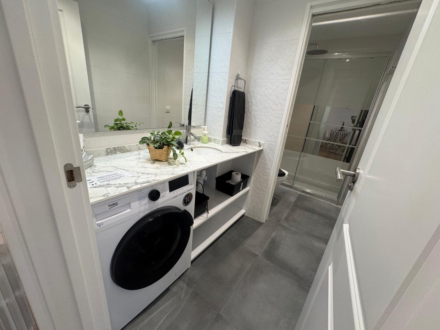 PRECIOSOS APARTAMENTOS RIOJALAND EN LARDERO en Lardero