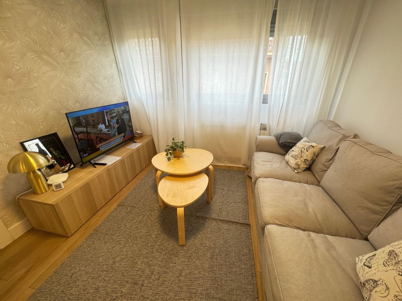 PRECIOSOS APARTAMENTOS RIOJALAND EN LARDERO en Lardero