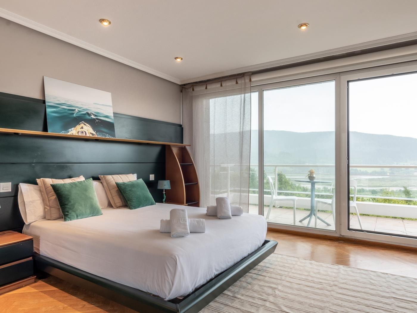 Aston | Isla Bekoa – Relax con vistas a Urdaibai in Gautegiz Arteaga