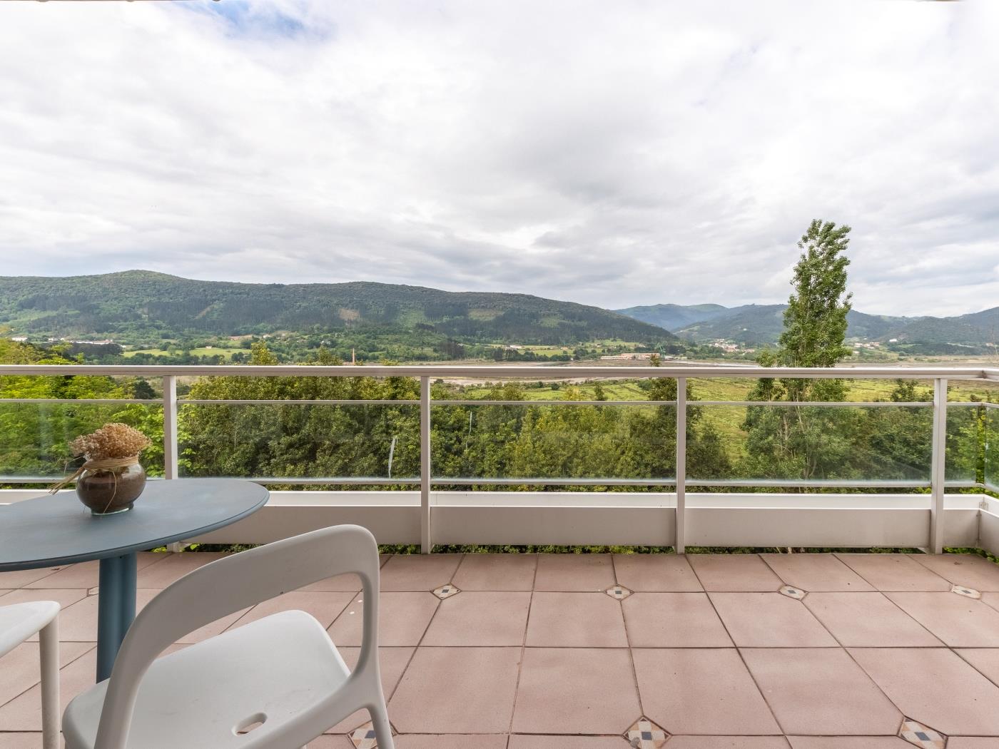Aston | Isla Bekoa – Relax con vistas a Urdaibai in Gautegiz Arteaga