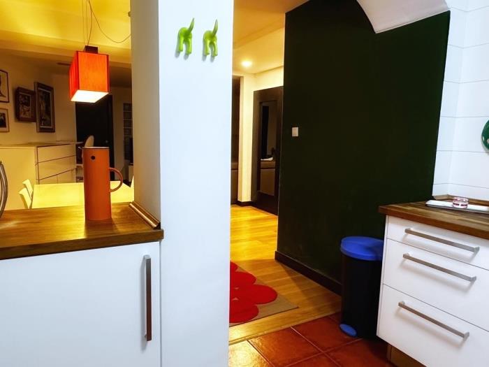 Quiet with Wifi and close to the subway in Bilbao